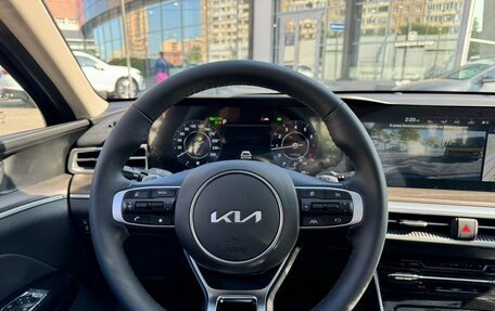 KIA K5, 2025 год, 4 000 000 рублей, 16 фотография