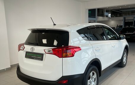Toyota RAV4, 2014 год, 1 584 000 рублей, 6 фотография