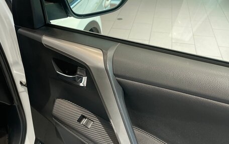 Toyota RAV4, 2014 год, 1 584 000 рублей, 18 фотография