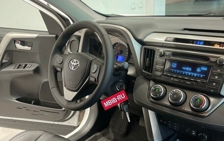 Toyota RAV4, 2014 год, 1 584 000 рублей, 13 фотография