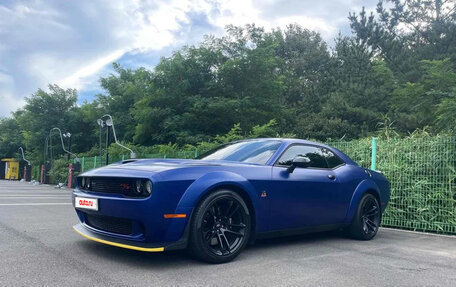 Dodge Challenger III рестайлинг 2, 2020 год, 5 800 777 рублей, 5 фотография