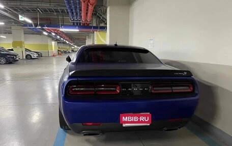 Dodge Challenger III рестайлинг 2, 2020 год, 5 800 777 рублей, 9 фотография