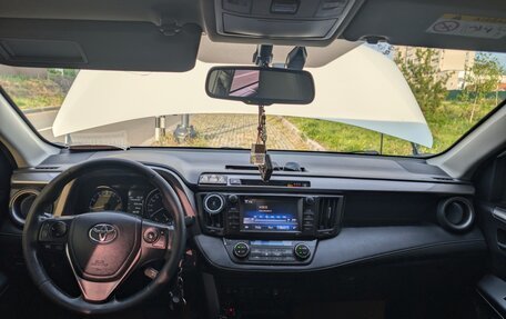 Toyota RAV4, 2017 год, 2 150 000 рублей, 3 фотография