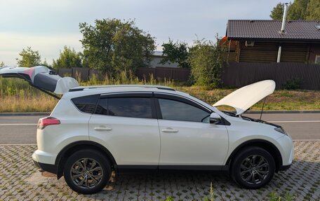 Toyota RAV4, 2017 год, 2 150 000 рублей, 6 фотография