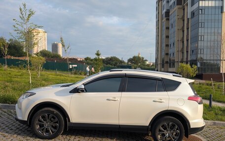 Toyota RAV4, 2017 год, 2 150 000 рублей, 21 фотография