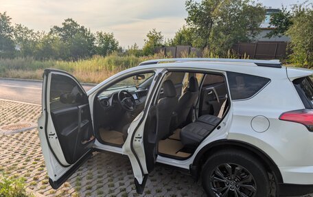Toyota RAV4, 2017 год, 2 150 000 рублей, 25 фотография