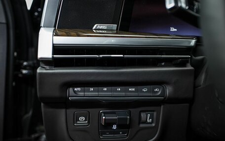 Cadillac Escalade V, 2025 год, 23 288 000 рублей, 12 фотография
