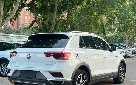 Volkswagen T-Roc I, 2022 год, 1 863 000 рублей, 4 фотография