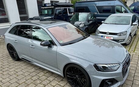 Audi RS 4, 2022 год, 6 300 000 рублей, 8 фотография