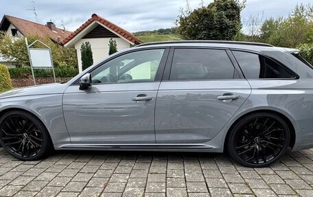 Audi RS 4, 2022 год, 6 300 000 рублей, 3 фотография