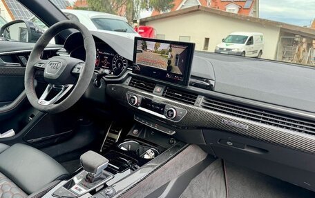 Audi RS 4, 2022 год, 6 300 000 рублей, 14 фотография