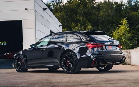 Audi RS 6, 2022 год, 13 000 000 рублей, 3 фотография