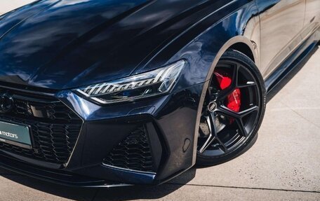 Audi RS 6, 2022 год, 13 000 000 рублей, 12 фотография
