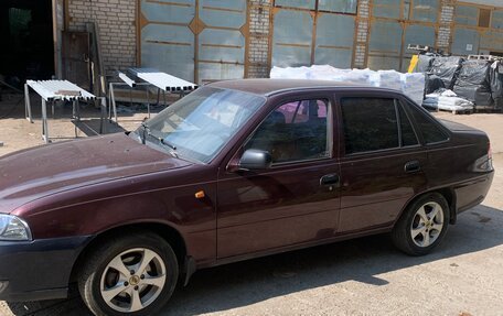 Daewoo Nexia I рестайлинг, 2012 год, 300 000 рублей, 2 фотография