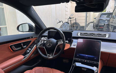 Mercedes-Benz Maybach S-Класс, 2023 год, 22 000 000 рублей, 10 фотография