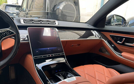 Mercedes-Benz Maybach S-Класс, 2023 год, 22 000 000 рублей, 9 фотография