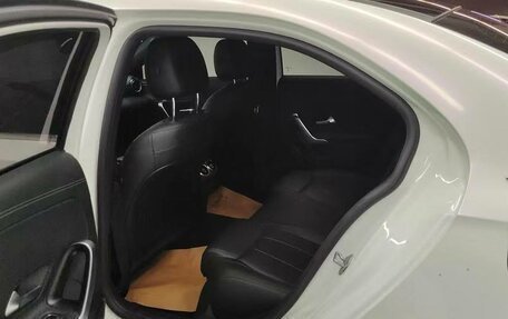 Mercedes-Benz A-Класс, 2021 год, 2 150 000 рублей, 4 фотография