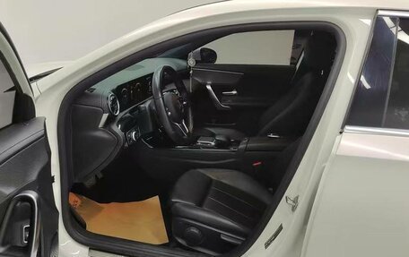 Mercedes-Benz A-Класс, 2021 год, 2 150 000 рублей, 5 фотография