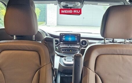 Mercedes-Benz V-Класс, 2021 год, 6 000 000 рублей, 11 фотография