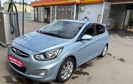 Hyundai Solaris II рестайлинг, 2012 год, 1 150 000 рублей, 3 фотография