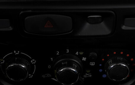 Renault Duster I рестайлинг, 2014 год, 1 099 000 рублей, 18 фотография