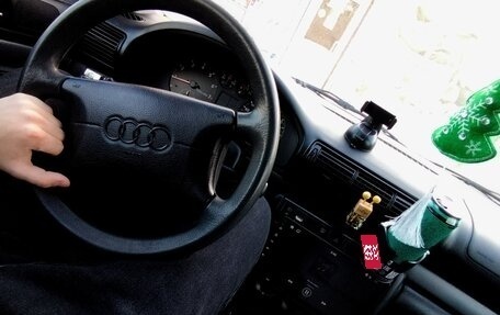 Audi A4, 1996 год, 400 000 рублей, 5 фотография