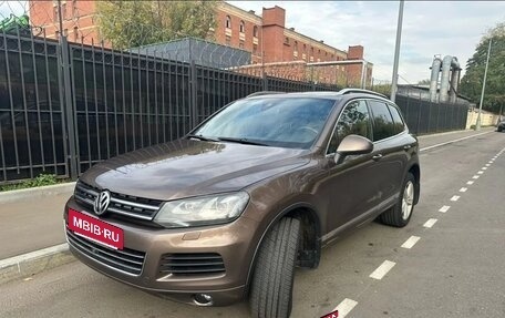 Volkswagen Touareg III, 2012 год, 2 800 000 рублей, 2 фотография