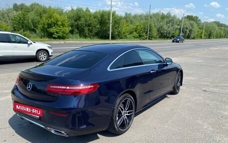 Mercedes-Benz E-Класс, 2019 год, 4 499 000 рублей, 5 фотография