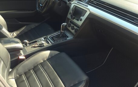 Volkswagen Passat B8 рестайлинг, 2015 год, 1 750 000 рублей, 13 фотография
