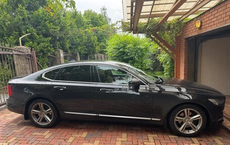 Volvo S90 II рестайлинг, 2017 год, 2 300 000 рублей, 3 фотография