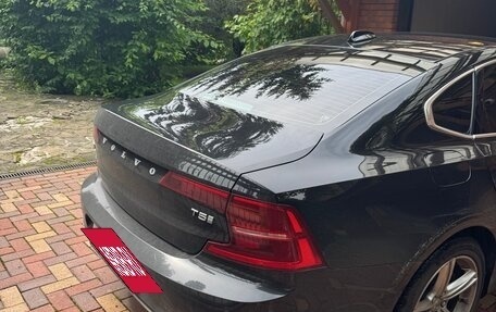Volvo S90 II рестайлинг, 2017 год, 2 300 000 рублей, 4 фотография