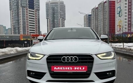 Audi A4, 2012 год, 1 100 000 рублей, 4 фотография