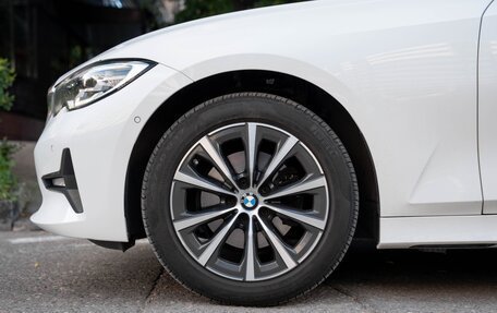 BMW 3 серия, 2018 год, 4 000 000 рублей, 31 фотография