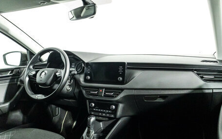 Skoda Rapid II, 2021 год, 1 679 700 рублей, 9 фотография