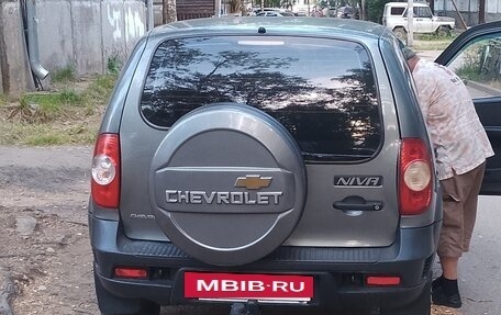 Chevrolet Niva I рестайлинг, 2012 год, 550 000 рублей, 4 фотография