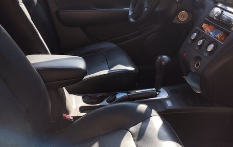 Mitsubishi Outlander III рестайлинг 3, 2004 год, 649 000 рублей, 9 фотография