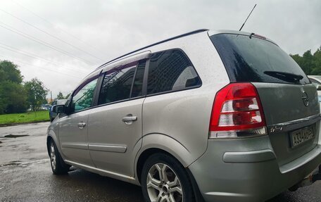 Opel Zafira B, 2007 год, 420 000 рублей, 2 фотография