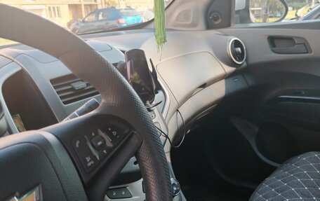 Chevrolet Aveo III, 2012 год, 700 000 рублей, 3 фотография