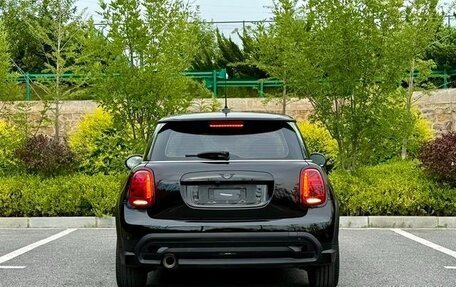 MINI Hatch, 2022 год, 1 920 000 рублей, 5 фотография