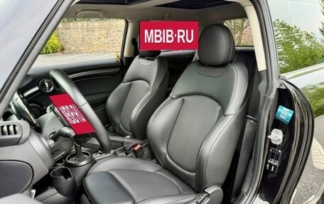 MINI Hatch, 2022 год, 1 920 000 рублей, 9 фотография