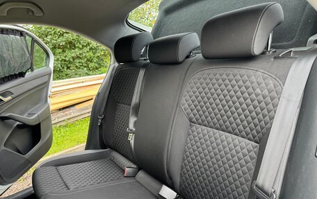 Skoda Rapid I, 2015 год, 1 350 000 рублей, 8 фотография