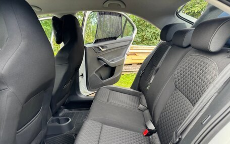 Skoda Rapid I, 2015 год, 1 350 000 рублей, 9 фотография