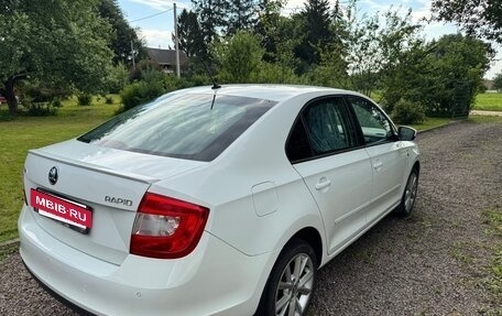 Skoda Rapid I, 2015 год, 1 350 000 рублей, 4 фотография