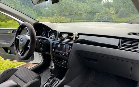 Skoda Rapid I, 2015 год, 1 350 000 рублей, 23 фотография