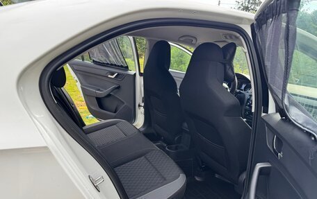 Skoda Rapid I, 2015 год, 1 350 000 рублей, 29 фотография