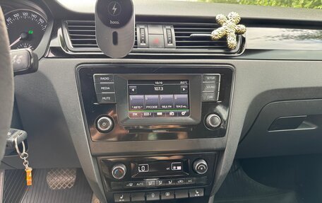 Skoda Rapid I, 2015 год, 1 350 000 рублей, 36 фотография