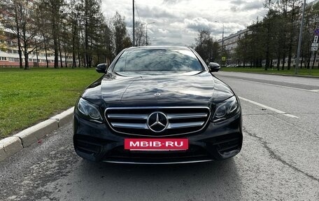 Mercedes-Benz E-Класс, 2019 год, 3 590 000 рублей, 2 фотография