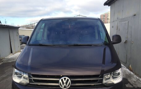 Volkswagen Multivan T5, 2014 год, 2 700 000 рублей, 2 фотография