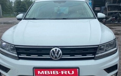 Volkswagen Tiguan II, 2017 год, 2 100 000 рублей, 1 фотография