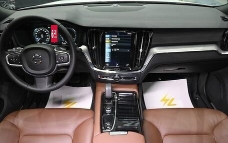 Volvo S60 III, 2021 год, 3 200 000 рублей, 10 фотография